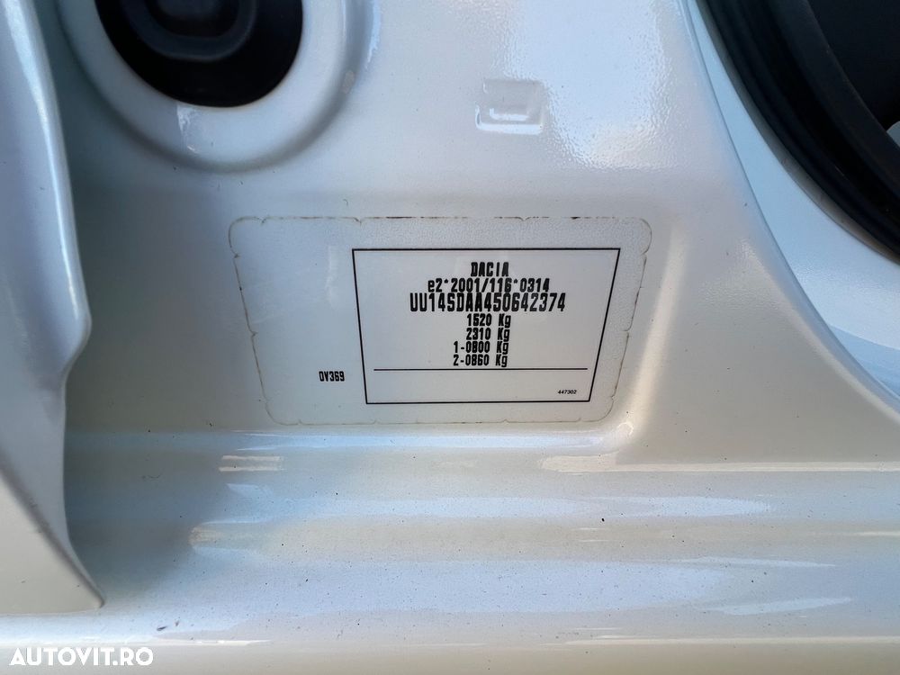 Dacia Logan 0.9 TCe Laureate - 30