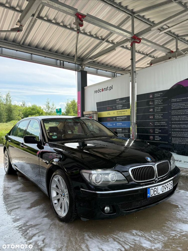 BMW Seria 7 740i L - 1