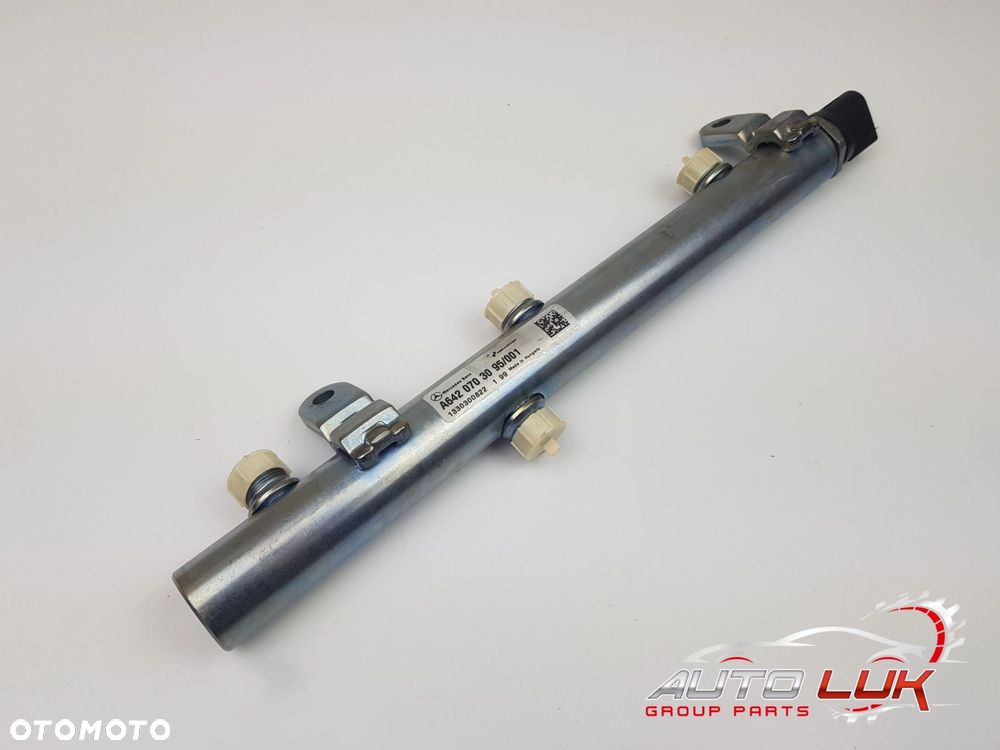 NOWA ORYGINALNA Listwa wtryskowa Mercedes w164 w212 3.0 CDI A6420703095 - 1