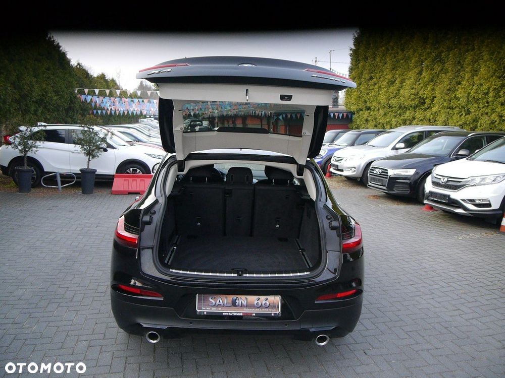 BMW X4 xDrive20d xLine - 13