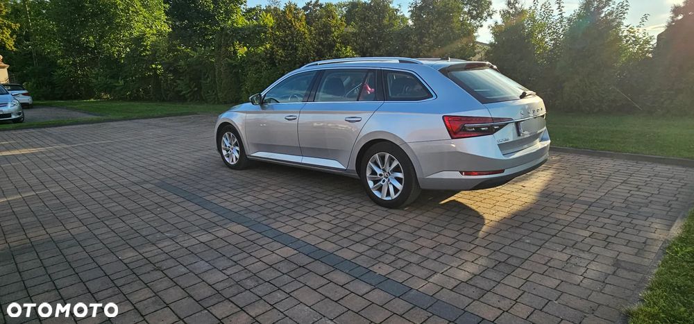 Skoda Superb 2.0 TDI SCR Ambition - 8