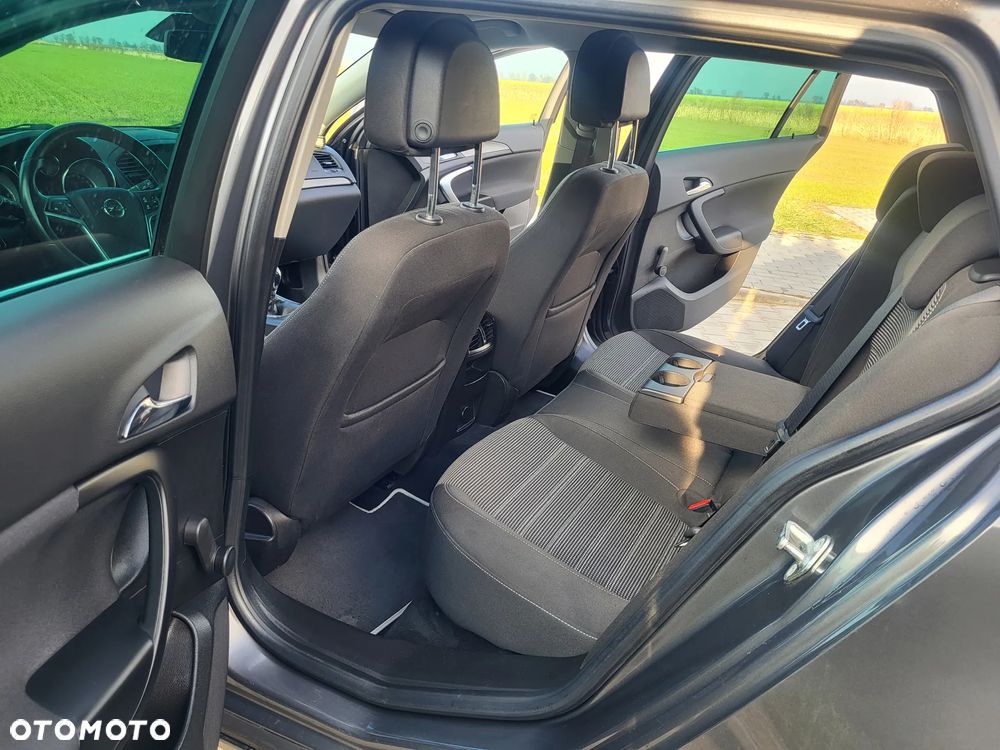Opel Insignia - 24