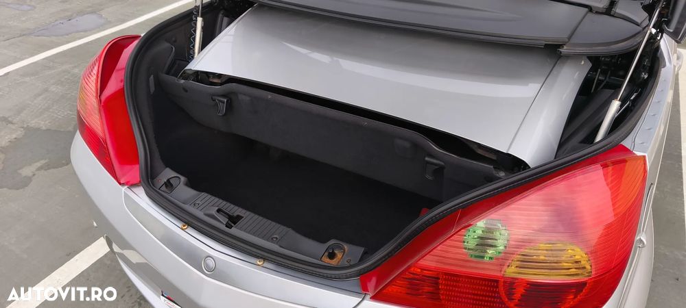 Opel Tigra 1.4i Easytronic Sport - 11