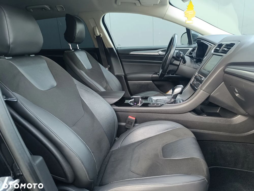 Ford Mondeo 2.0 TDCi Titanium PowerShift - 6