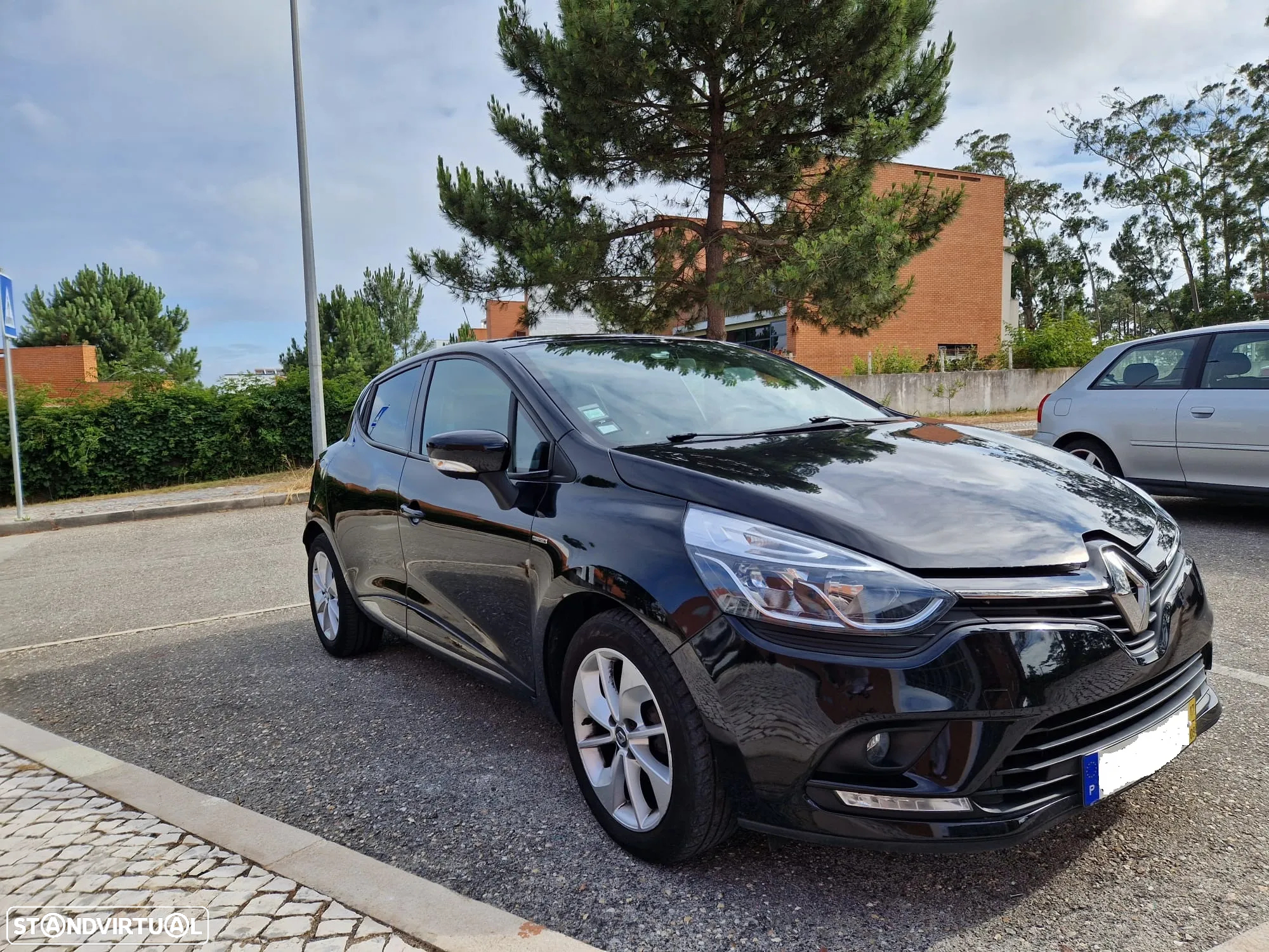 Renault Clio 1.5 dCi Limited - 16