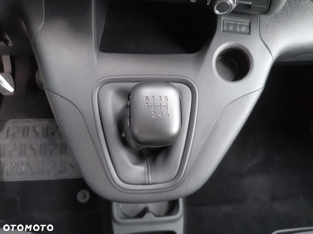 Toyota PROACE CITY - 24