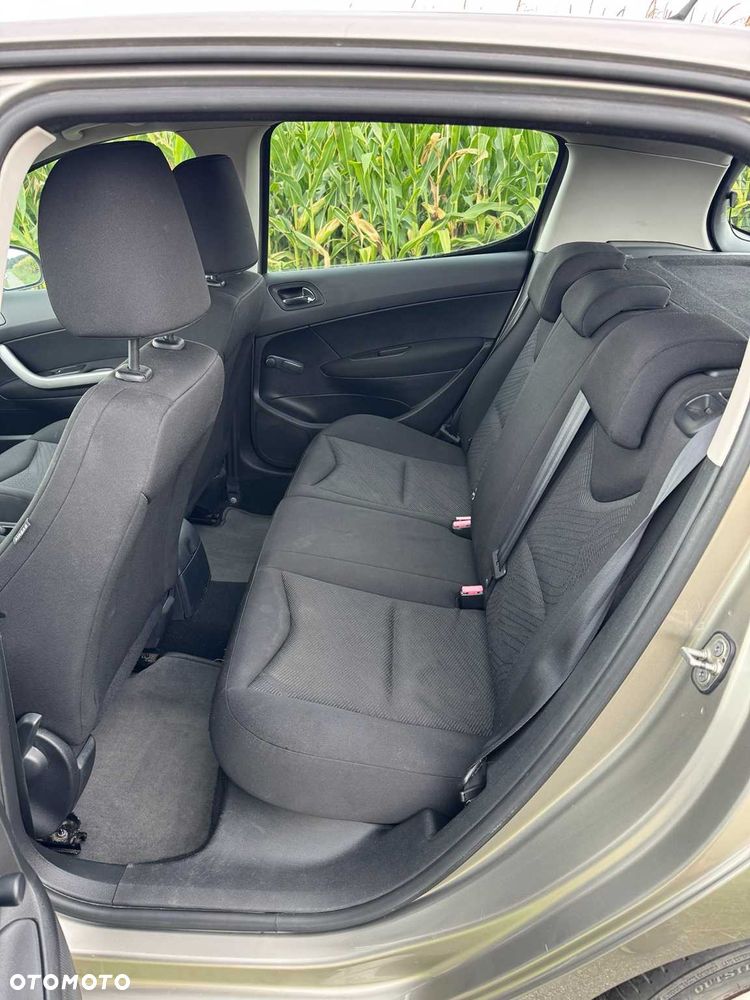 Peugeot 308 - 6