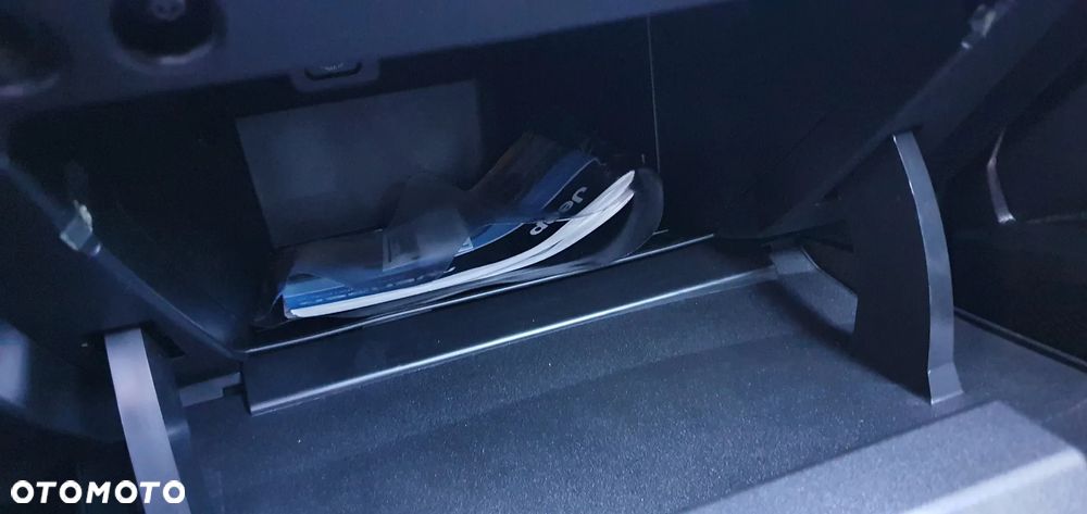 Jeep Avenger 54kWh Summit - 18