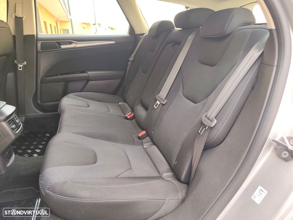 Ford Mondeo SW 1.5 TDCi Titanium ECOnetic - 37
