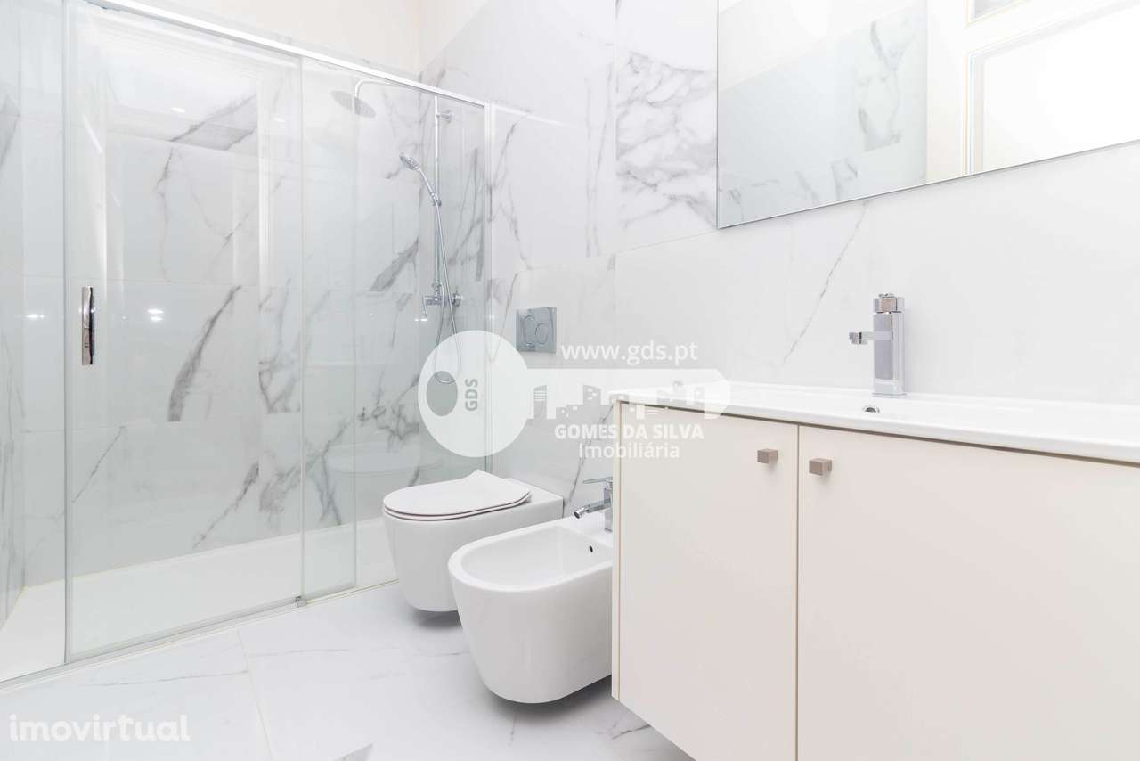 Apartamento T1 - 2º piso frente - Grande imagem: 5/23