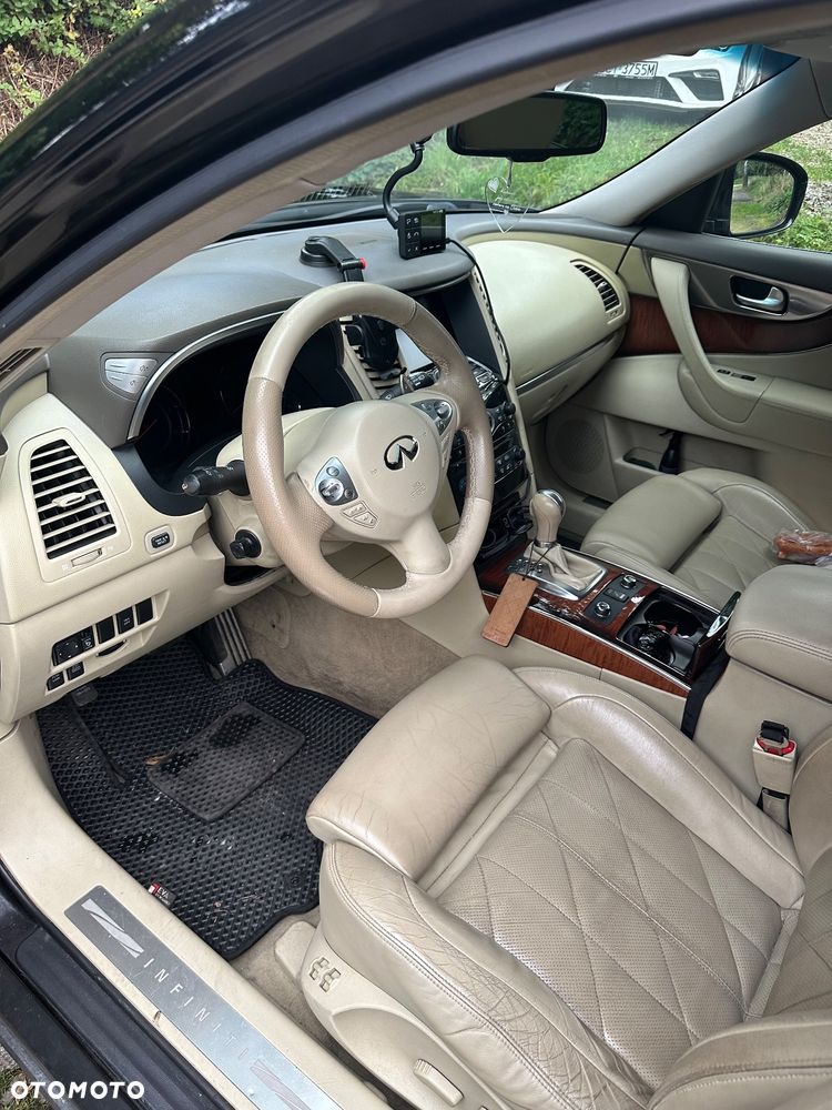 Infiniti FX FX30d S Premium - 5