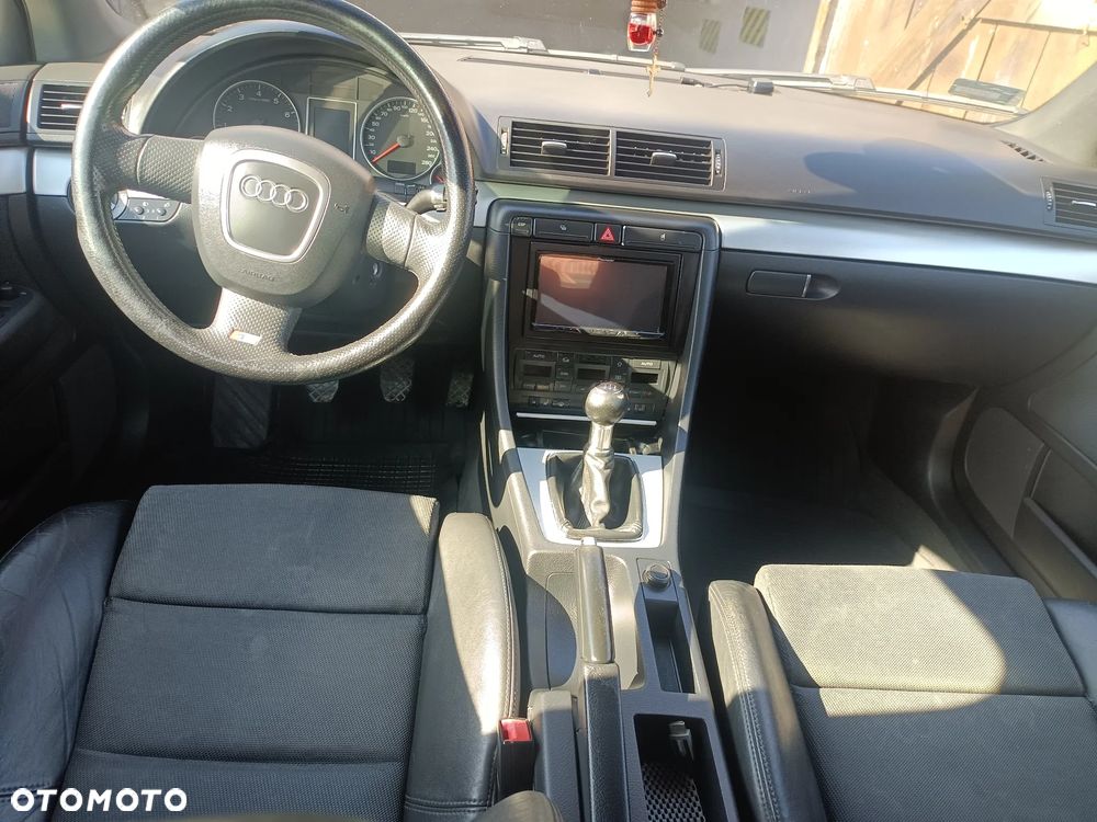 Audi A4 Avant 2.0T FSI - 4
