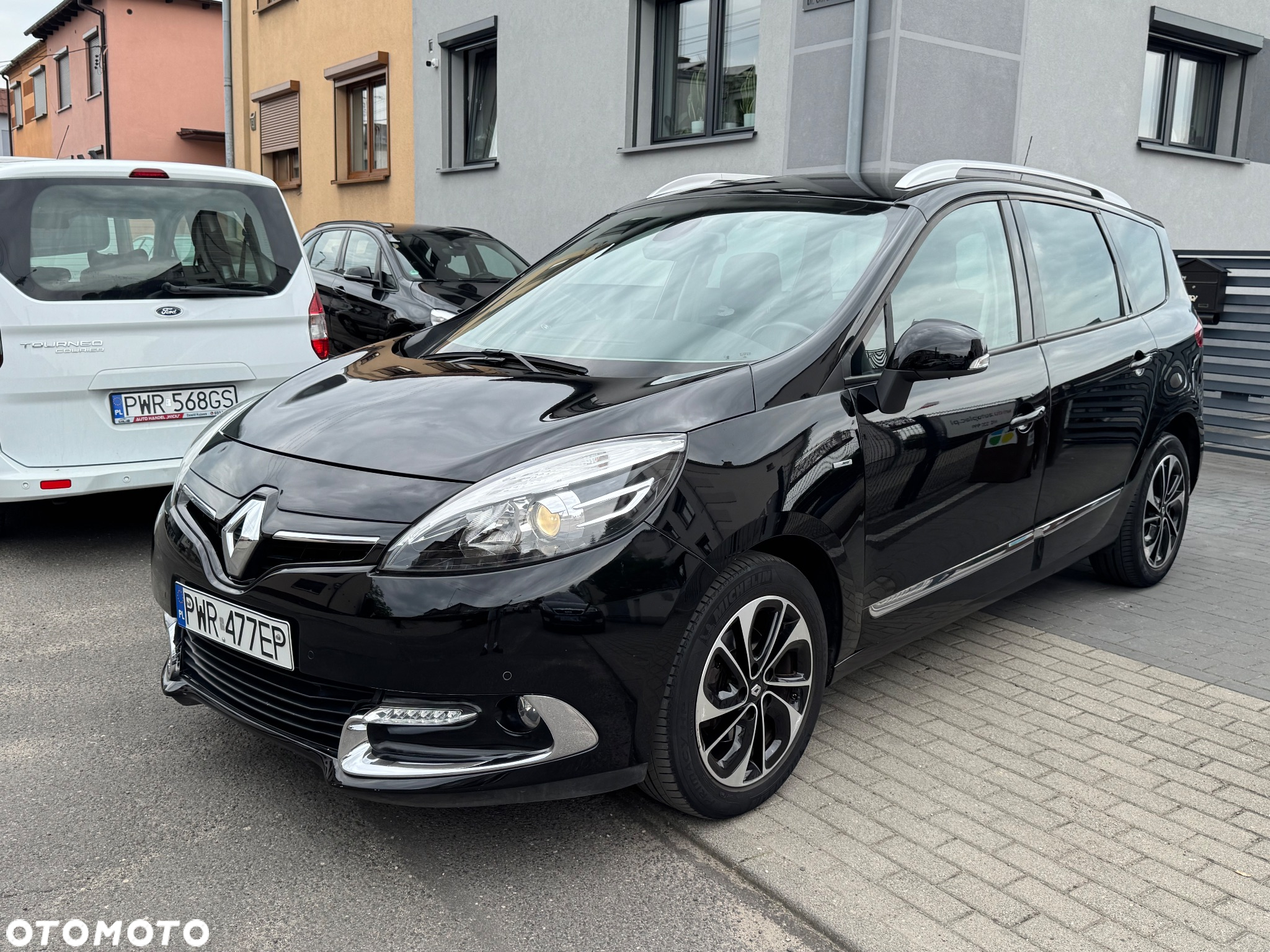 Renault Grand Scenic - 15
