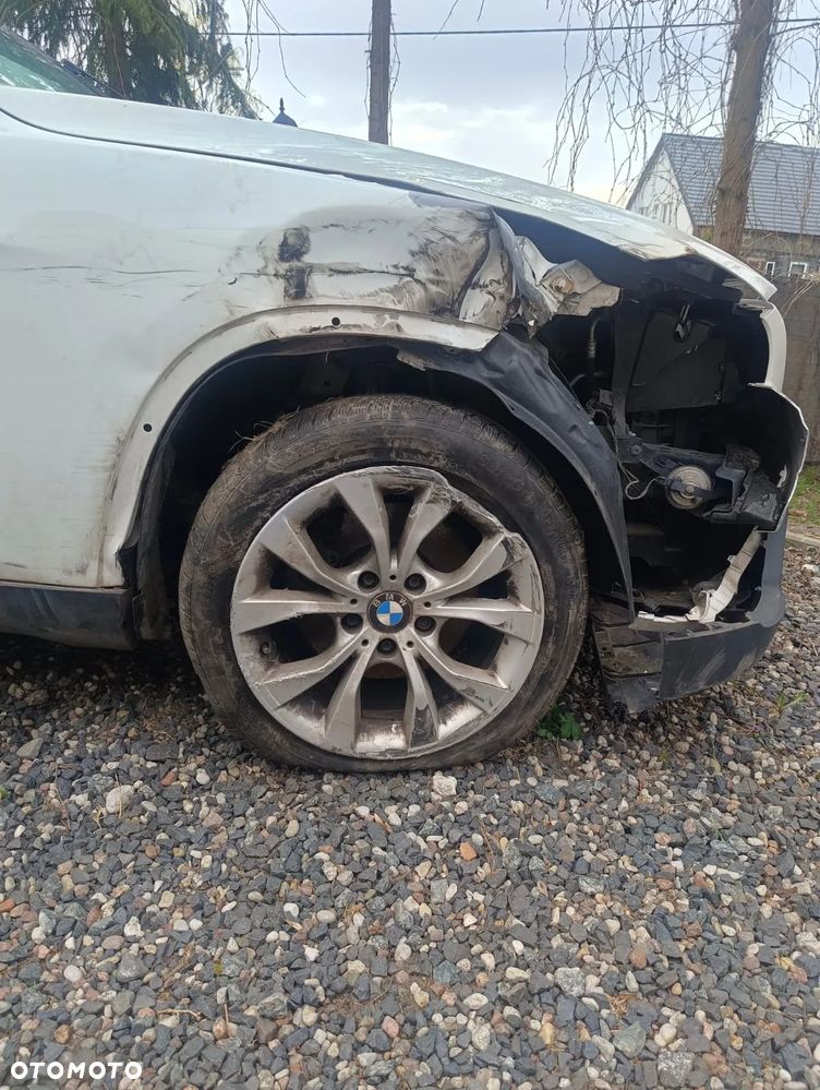 BMW X1 xDrive20d - 8