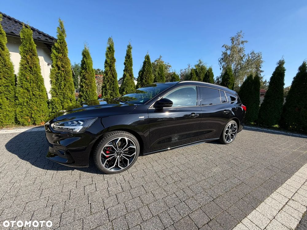 Ford Focus 1.5 EcoBoost ST-Line - 16