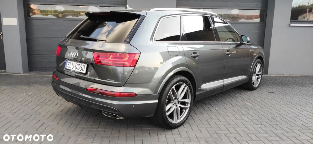 Audi Q7 - 8