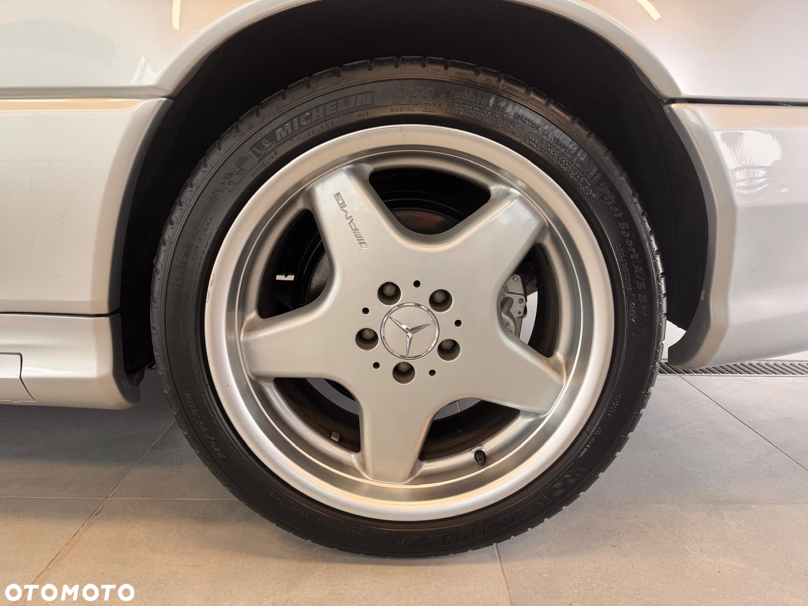 Mercedes-Benz SL 500 - 15