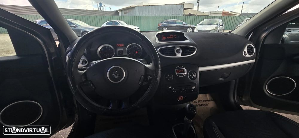 Renault Clio Sport Tourer 1.5 dCi Dynamique - 16