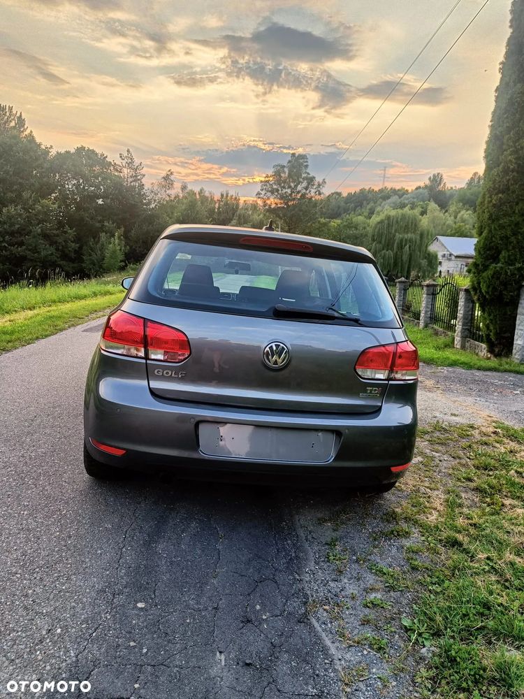 Volkswagen Golf 1.6 TDI DPF BlueMotion Technology move - 4