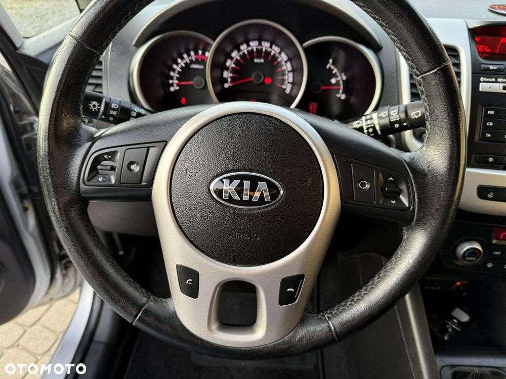 Kia Venga 1.6 CVVT Dream Team Edition - 16