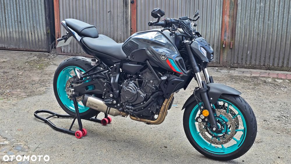 Yamaha MT - 9