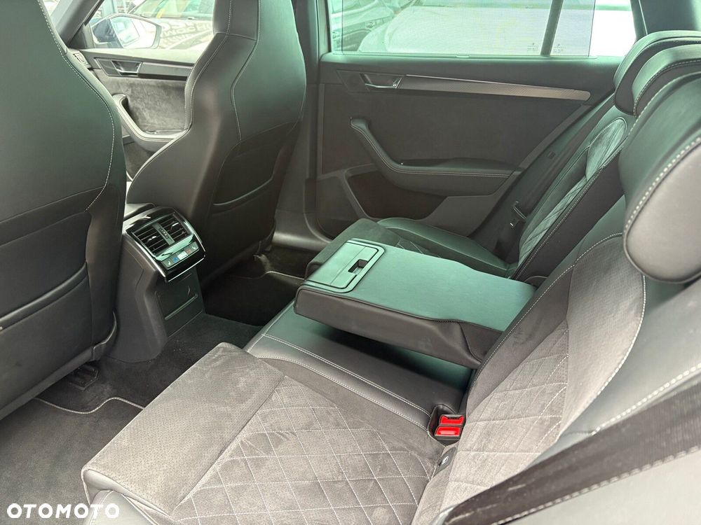 Skoda Superb 2.0 TSI 4x4 Sportline DSG - 16