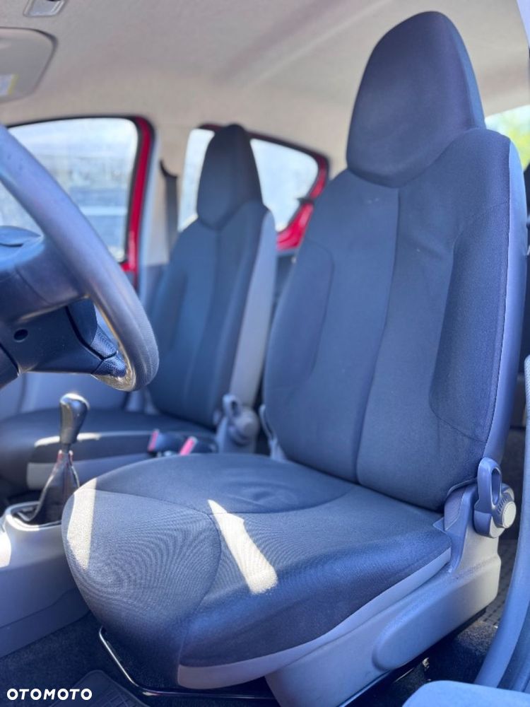Toyota Aygo - 12
