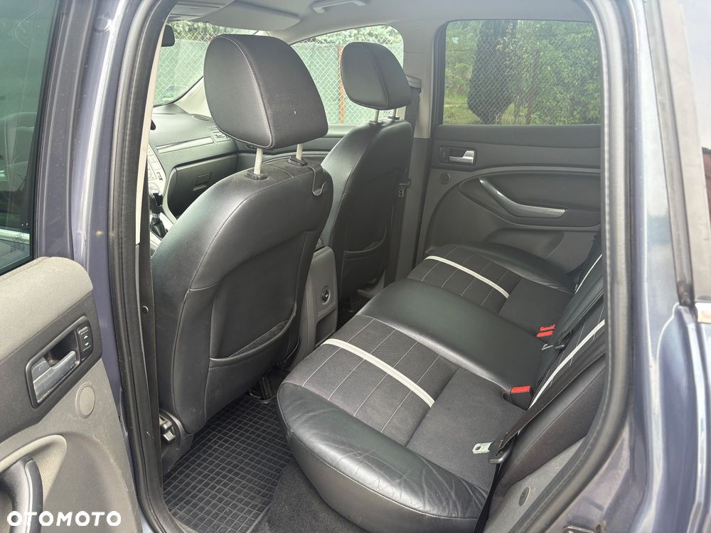 Ford Kuga 2.0 TDCi 4WD Titanium - 13