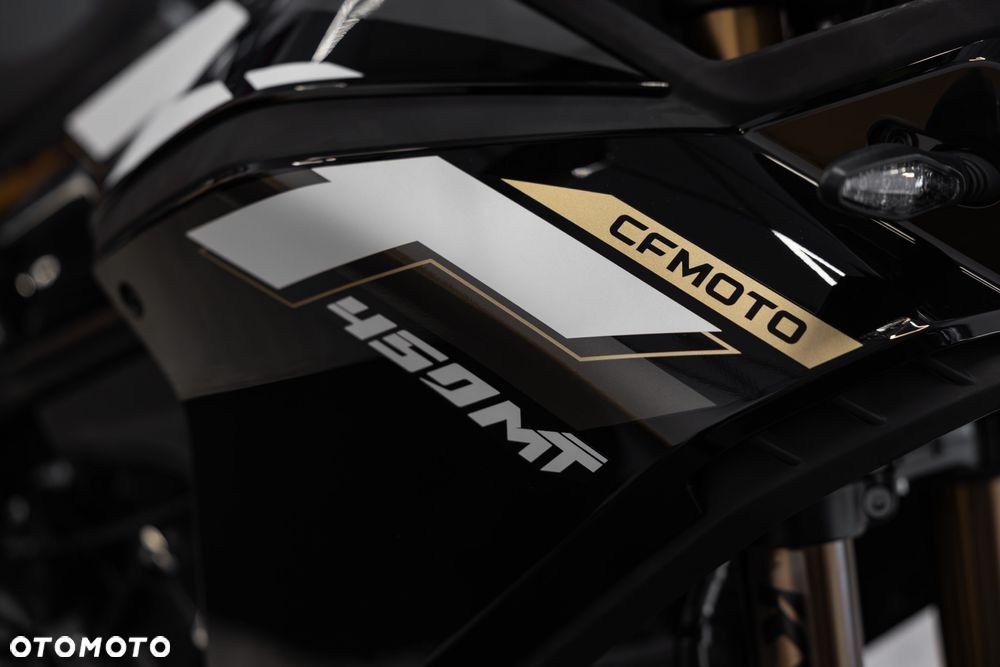 CFMoto MT - 9