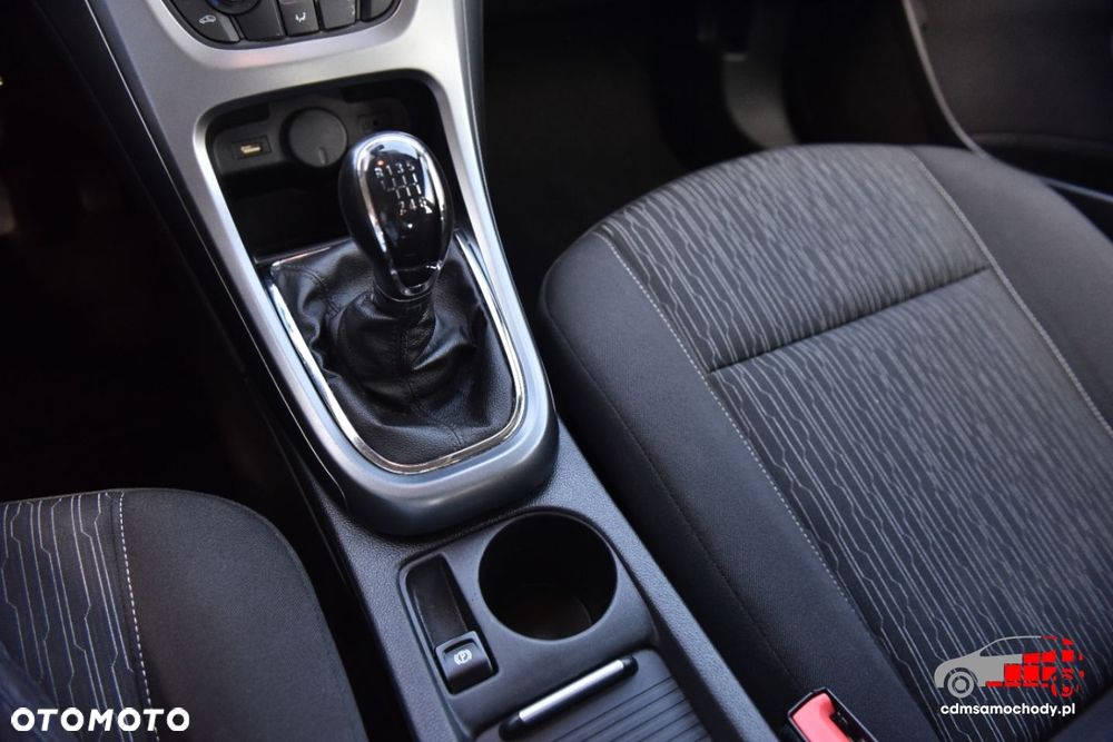 Opel Astra - 32