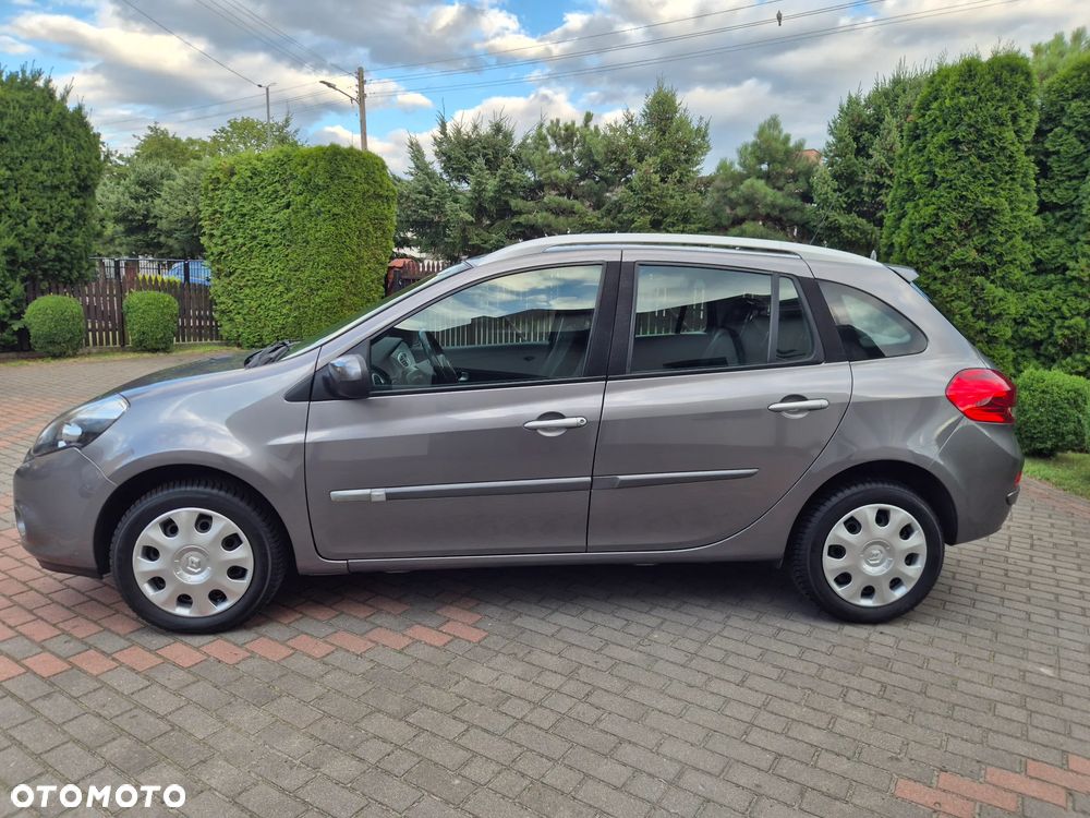 Renault Clio 1.2 16V 75 TomTom Edition - 3