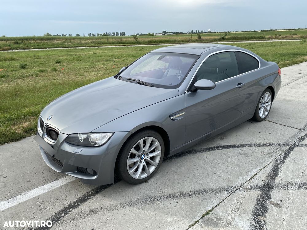 BMW Seria 3 325i - 4