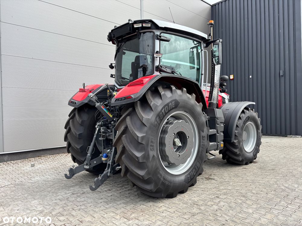 Massey Ferguson 8S.205 - 8