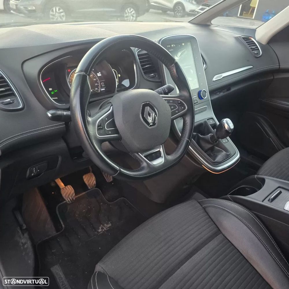 Renault Grand Scénic 1.6 dCi Intens SS - 13