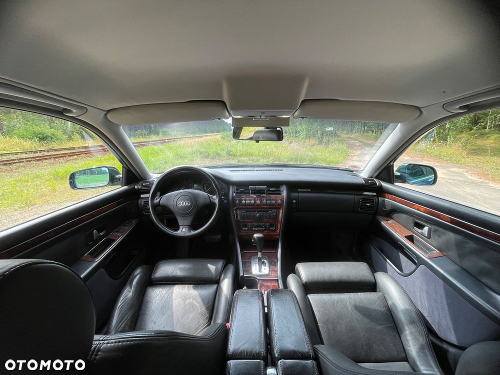 Audi A8 - 13