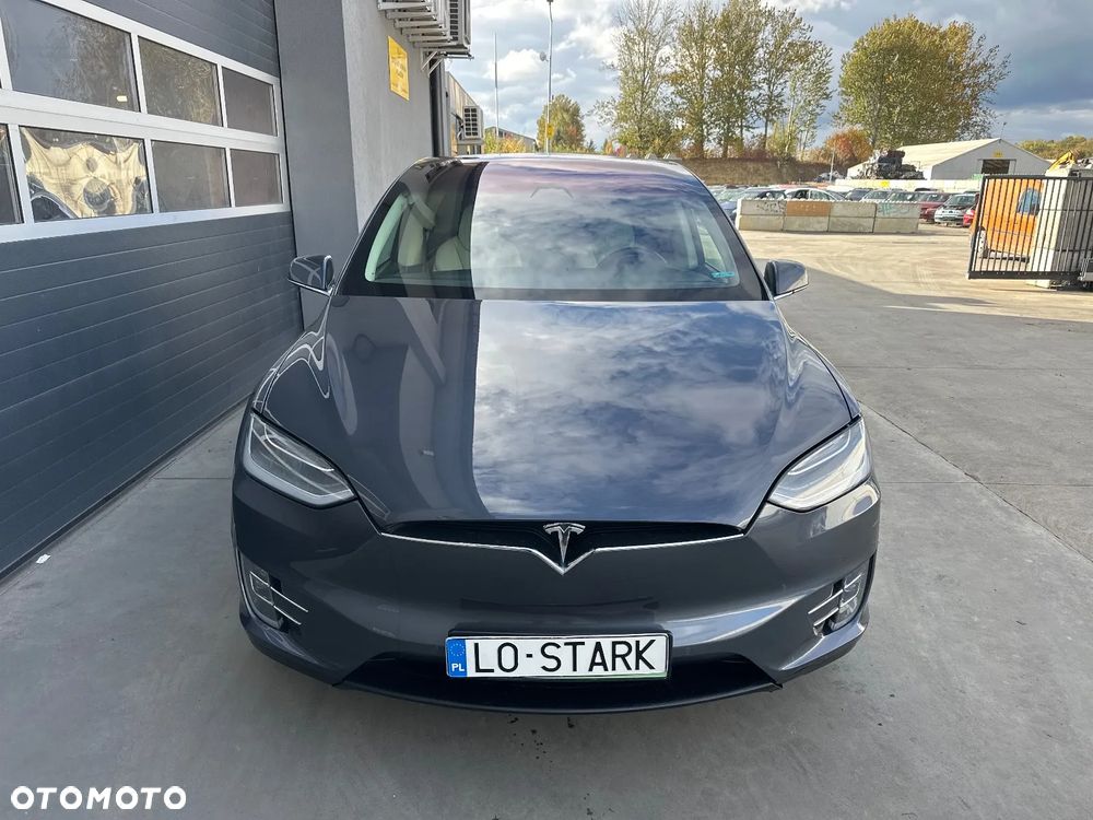 Tesla Model X 2017 photo 3