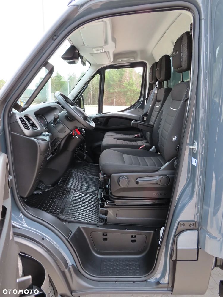 Iveco DAILY 50C18 Hi-Matic Firana Obustronna + Dach Suwany Skrzynia 6310 mm 12 Euro Palet Rozstaw Osi 4750 mm WZMACNIANY Full Opcja Wyposażenia Stan Wizualny I Techniczny NOWY Tak Jak Z Taśmy Produkcyjnej Gotowy Dostępny OKAZJA POLECAM - 31