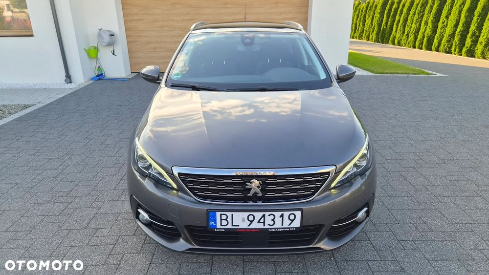 Peugeot 308 2019 photo 3
