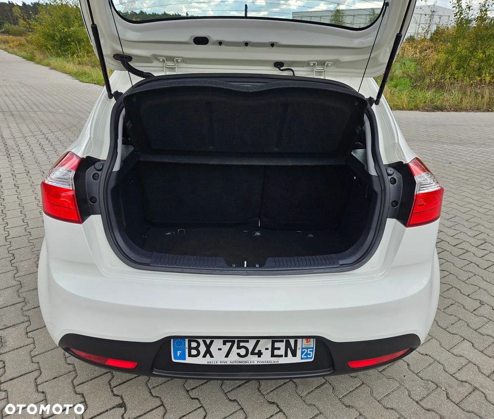 Kia Rio 1.2 Attract - 20