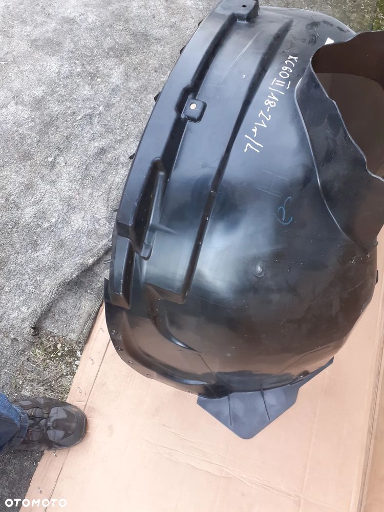 Nadkole lewe przód Volvo XC60 II 18-21r.32372421. - 3