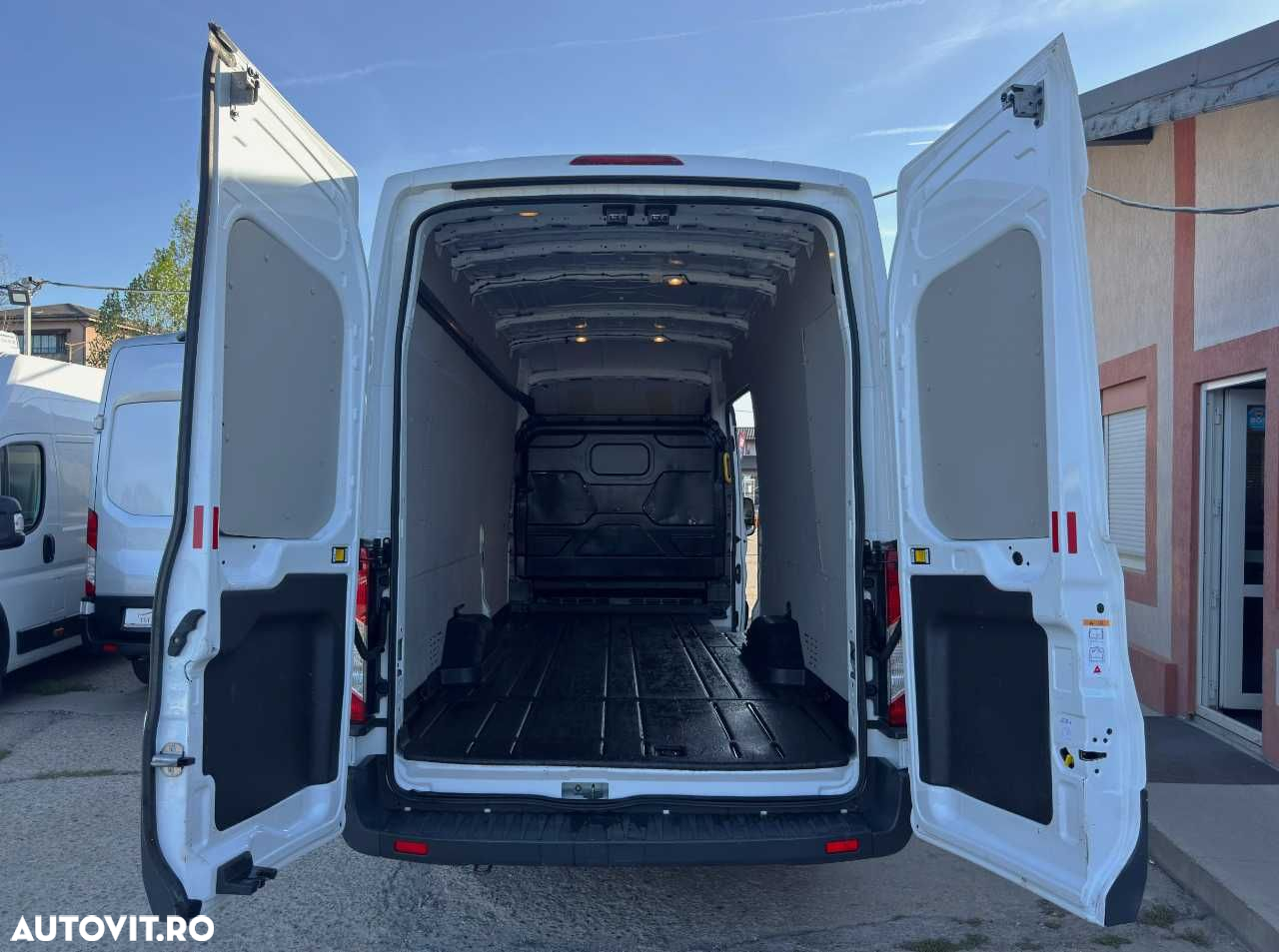 Ford TRANSIT L4H3 - 13
