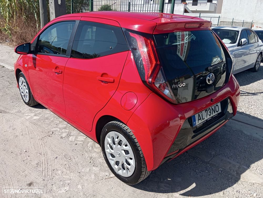 Toyota Aygo 1.0 X-Play - 3