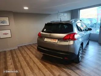 Peugeot 2008 - 14