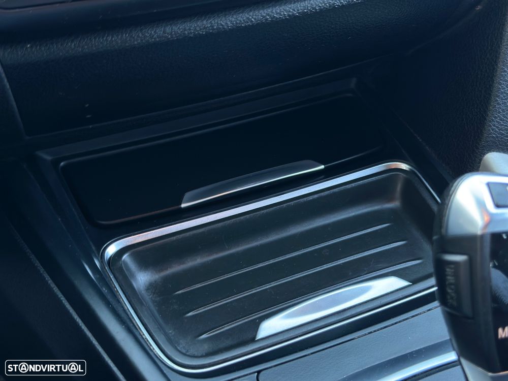 BMW 320 d Auto - 17