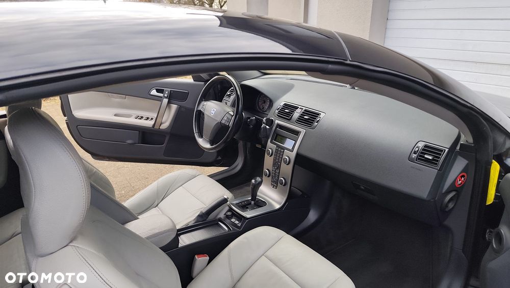 Volvo C70 D5 Summum - 19