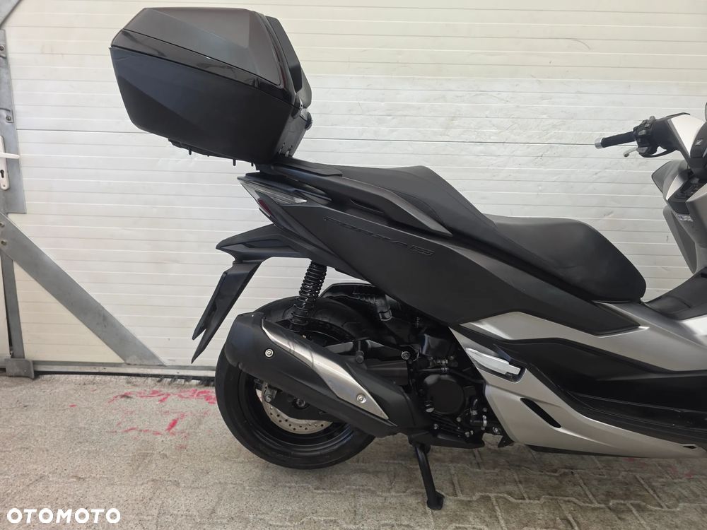 Honda NSS - 11