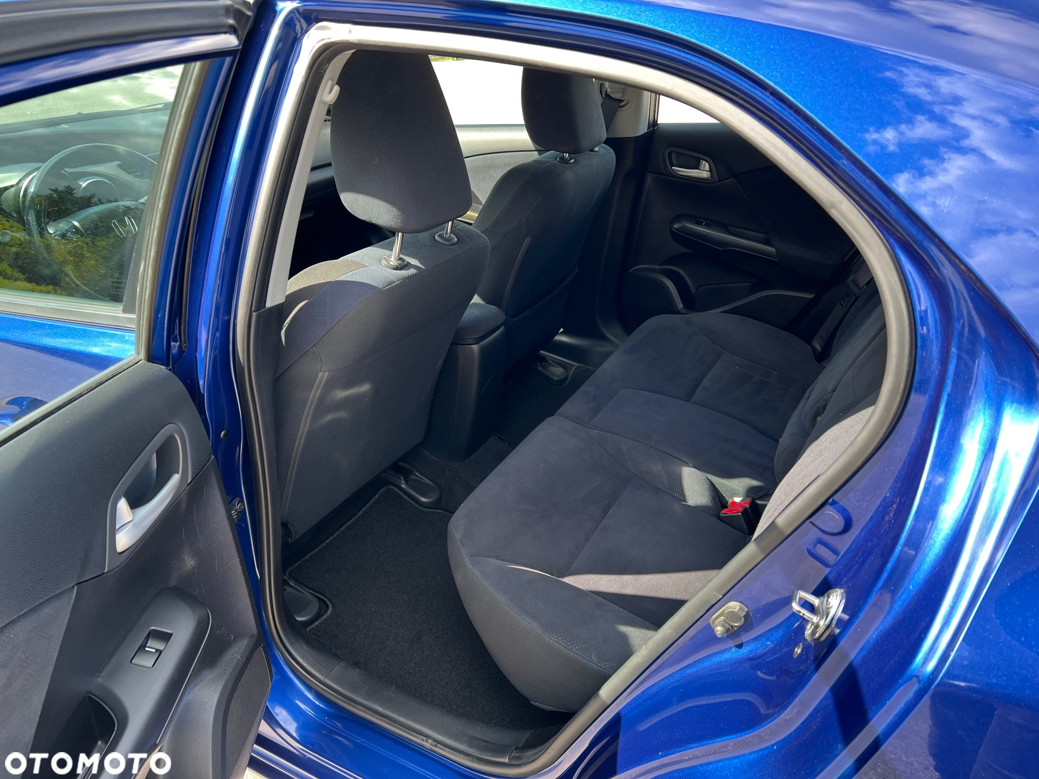 Honda Civic 1.8 i-VTEC Lifestyle - 11