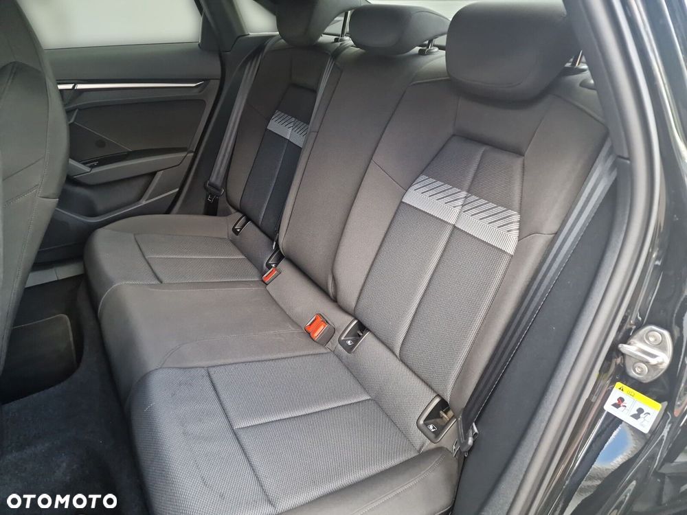 Audi A3 Limousine 35 TFSI Advanced - 17