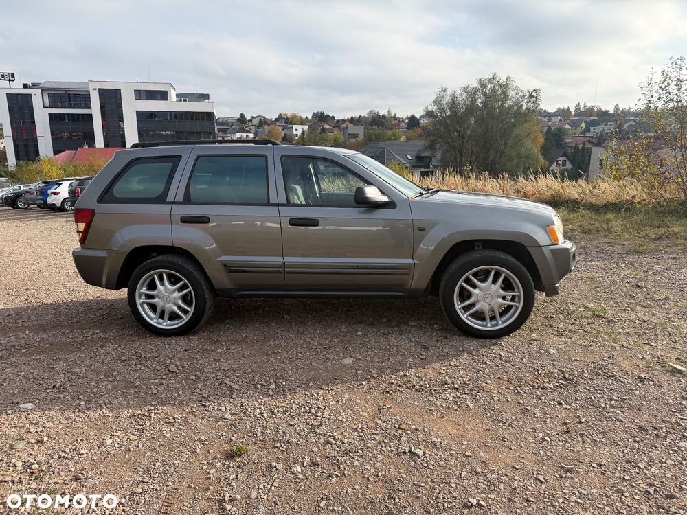 Jeep Grand Cherokee - 20