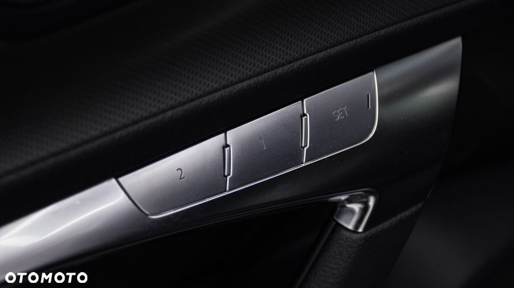 Audi A6 Avant 40 TDI mHEV Quattro Advanced S tronic - 14